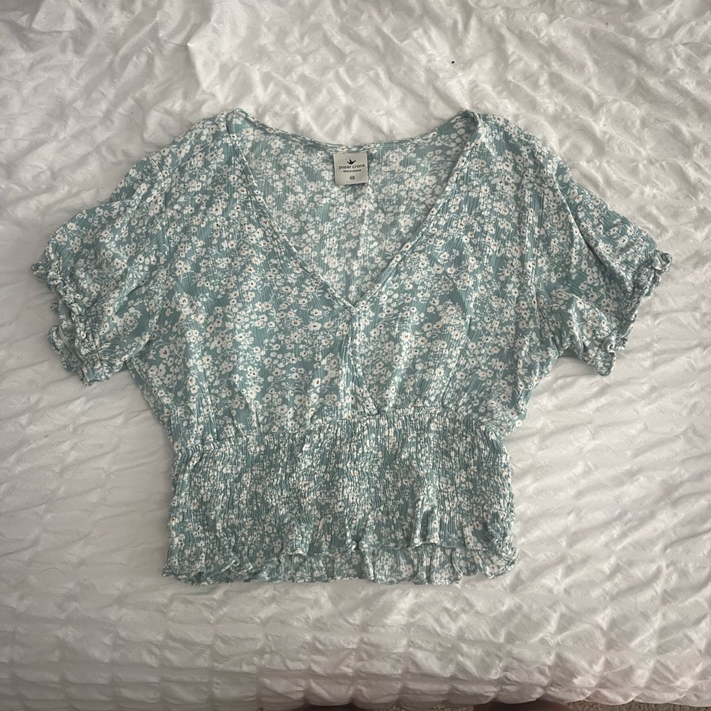 blue floral crop blouse